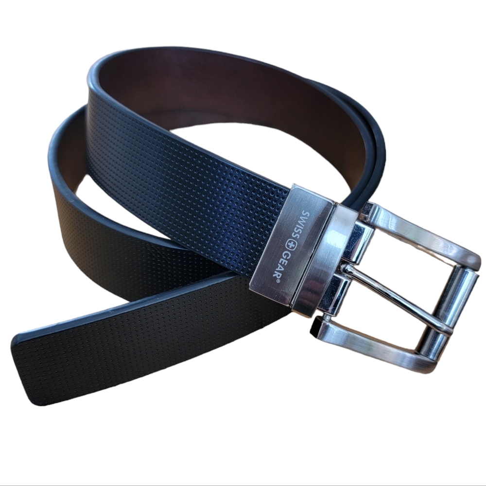 SWISSGEAR Men’s Bex Reversible Leather Belt Black Brown Silver Toned Buc…